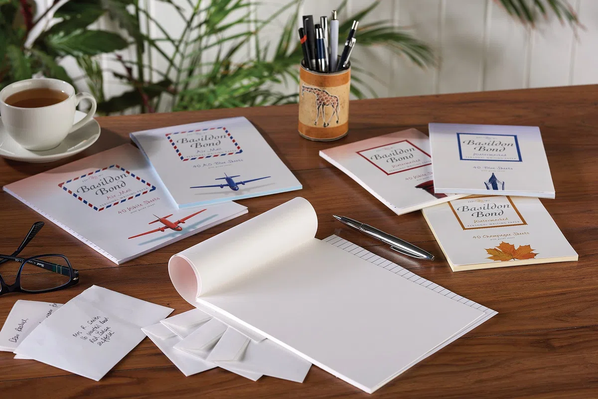 Basildon Bond Bloc-notes A5 148 x 210 mm avec 40 feuilles – Airmail Bleu